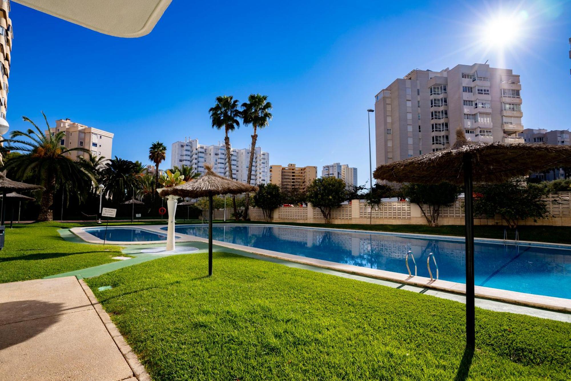 Apartamento Faro Blanco Alicante Exterior photo