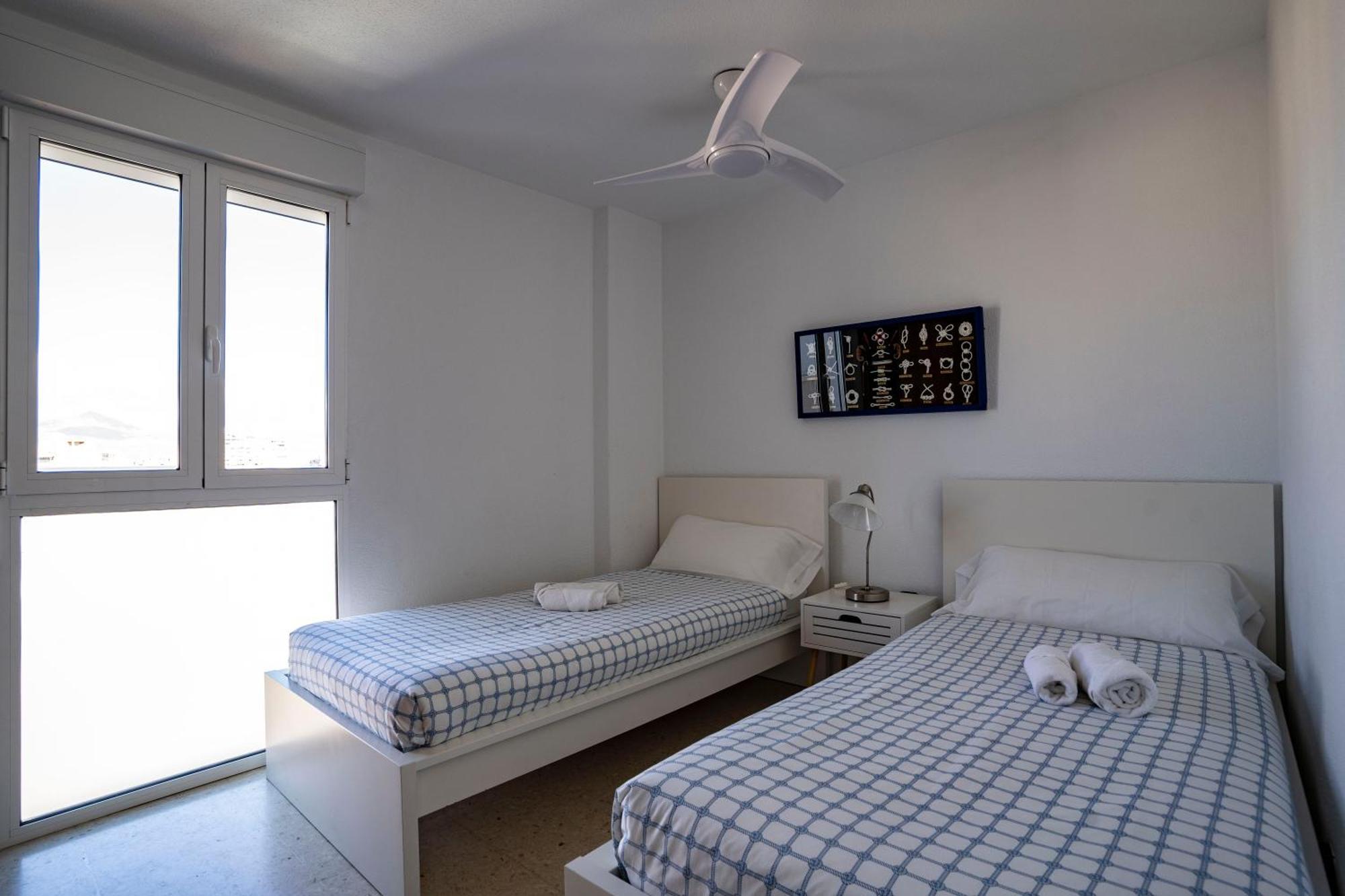 Apartamento Faro Blanco Alicante Exterior photo